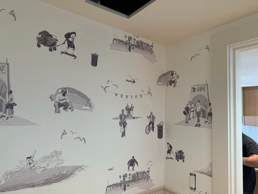 Professional wallpaper removal and wall preparation in Brentwood, Los Angeles